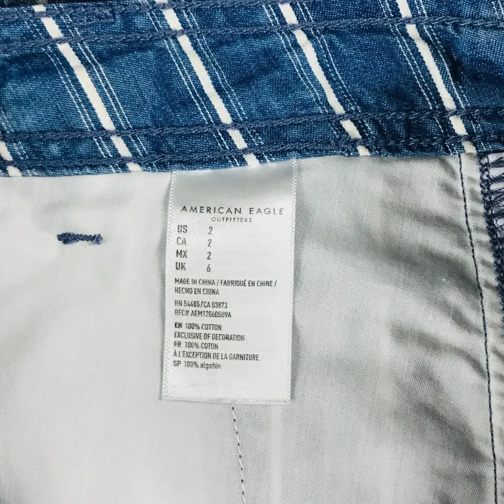 American Eagle Women's 2 Shorts Blue Striped Paperbag Pleated Cuff Chambray CE26